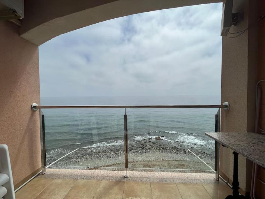 Apartamento A Pie De Playa Con Vistas Al Mar. Sorvilán Buitenkant foto